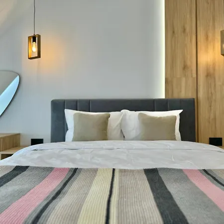 Modern & Classy For 4 Guests & Parking * Sofía